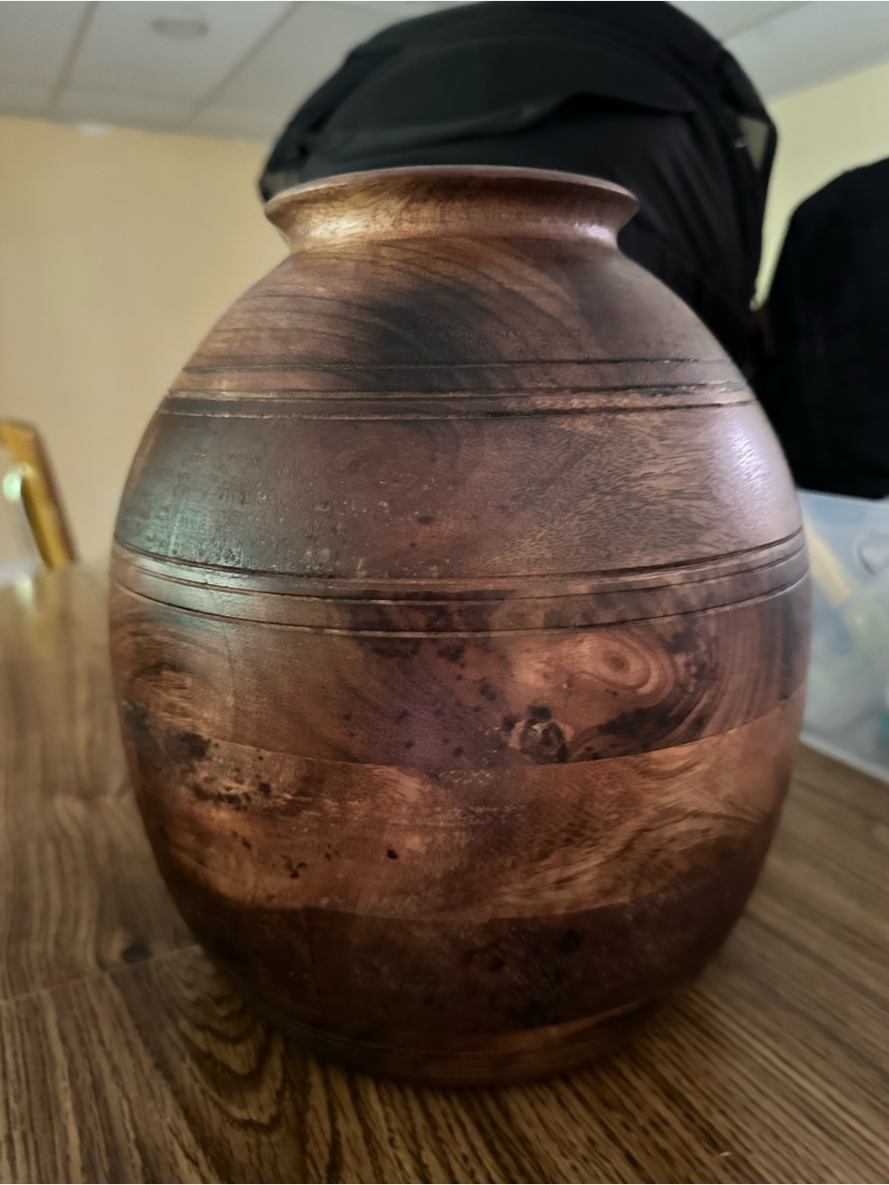 Aged Wood Vase - Picture 5 of 5